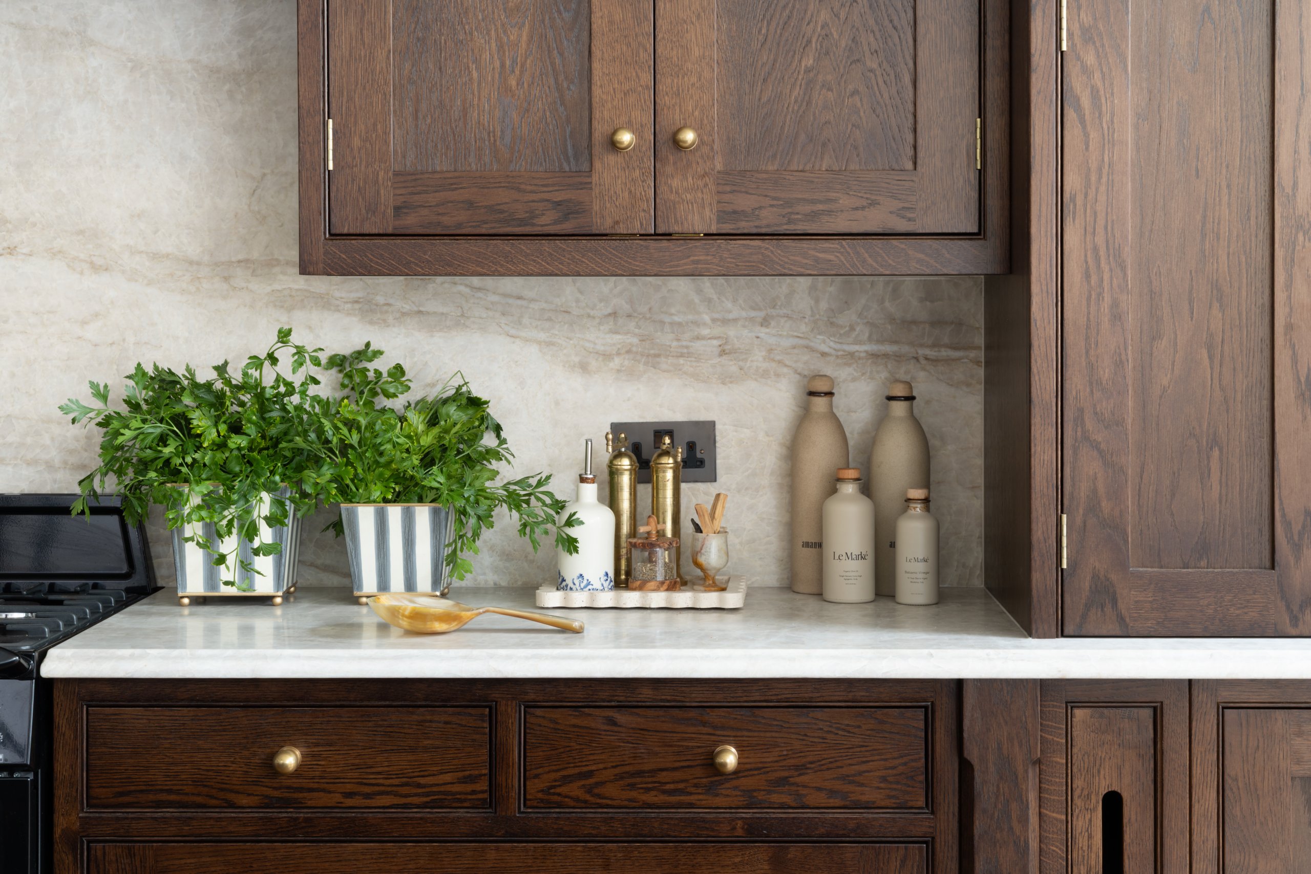 Stained Wood Bespoke Kitchen Design